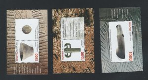 Belarus  sheetlet  476 has a very small corner crease L.R. mnh  SC. 475-477