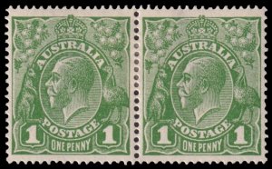 Australia Scott 23 Pair, Green, Perf. 14 (1924) Mint H VF M