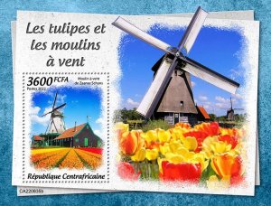 C A R - 2022 - Tulips & Windmills - Perf Souv Sheet - Mint Never Hinged