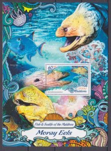 2016 Maldive Islands 6662/B997 Marine fauna - Moray eels 7,50 €