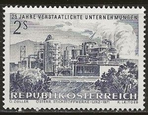 Austria ^  Scott # 909 - MH