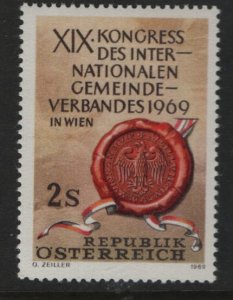 AUSTRIA   842   MNH