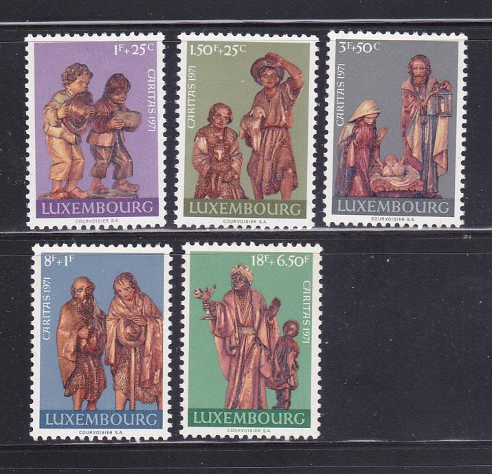 Luxembourg B282-B286 Set MNH Wooden Statues