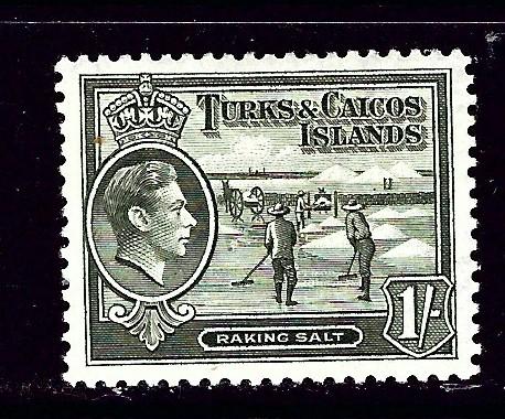 Turks and Caicos Is 86A Hinged 1945 Raking Salt