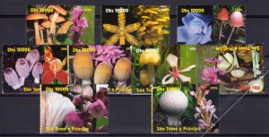 Sao Tome and Principe 2004 ORCHIDS-MUSHROOMS Set  (9) MNH