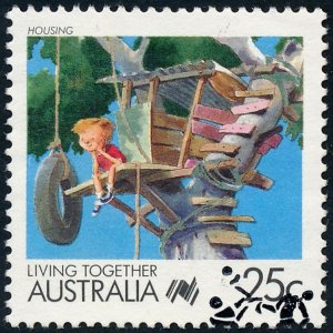 Australia 1988 25c Living Together - Housing Perf 14 SG1119 Fine Used 2