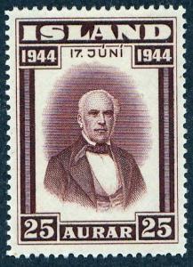 Scott #241Jon Sigurdsson MHM