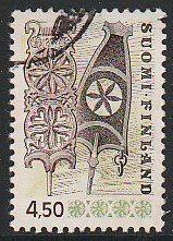 1976 Finland - Sc 569 - used VF - 1 single - perf 11.5 - Carved Wooden Distaffs