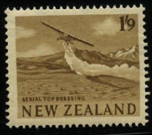 NEW ZEALAND 1960 1/9d Sepia - Crop spraying - fresh MNH....................75090