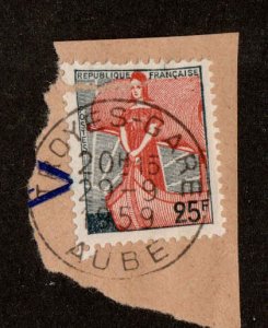 France  #927, Used, Postmark TROYES - GARE, AUBE, 29-9-1959