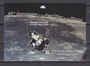 Grenada, Gr., Scott cat. 2739. Apollo 11, Lunar Module s/sheet. ^