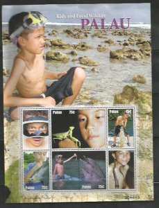 PALAU - 2006 - Kids and Local Wildlife-Perf 4v & 4 Label Sheet-Mint Never Hinged