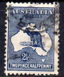 Australia 46 U (2 tiny thins) CV$10.00