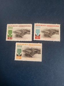 Stamps Dominica Republic Scott #522-4 never hinged
