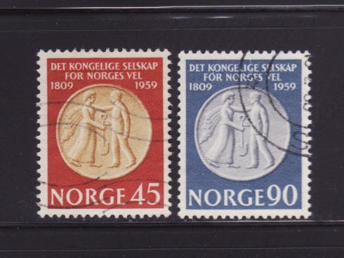 Norway 376-377 Set U Agricultural Society Medal (A)