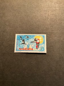 Stamps Nigeria Scott #265 never hinged