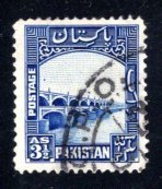 Pakistan #32 VF, Used,  CV  5.50  ...   4850027