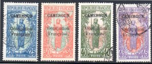 CAMEROUN 177-178, 140-141 USED (138 MH) SCV $5.25 BIN $2.10 WOMAN