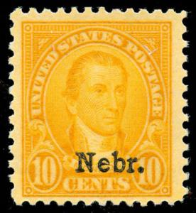 momen: US Stamps #679 Mint OG NH VF/XF Jumbo