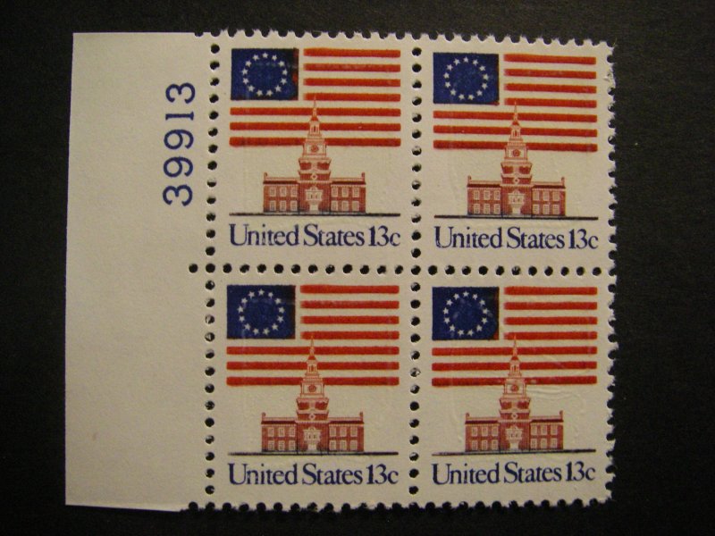 Scott 1622C, 13c Independence Hall, PB4 #39913 LM top, MNH Americana CV $25