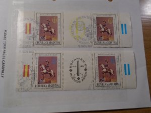 Argentina  #  1322a-b   used