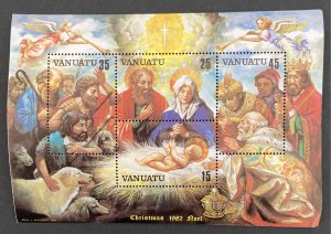 Vanuatu 1982 #345a S/S, Christmas, Wholesale lot of 25, MNH,CV $75