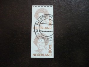 Stamps - Netherlands - Scott# 789 - Used Pair of Coil Stamps