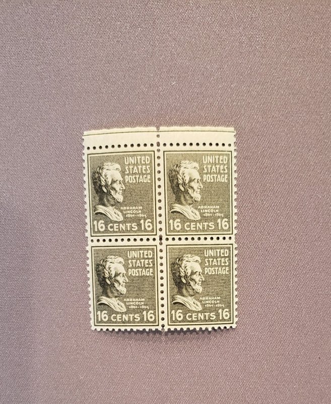 821, Lincoln, Block of 4 w/selvage, Mint OGNH, CV $12.00