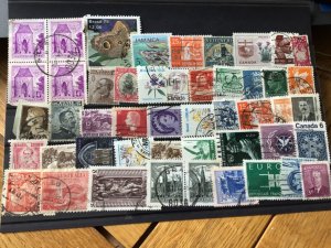 Super World mounted mint & used stamps for collecting A13013