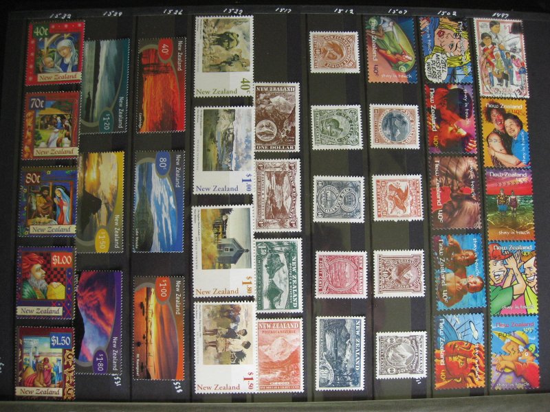 New Zealand collection to 2007 in stockbook U,MH, MNH read description