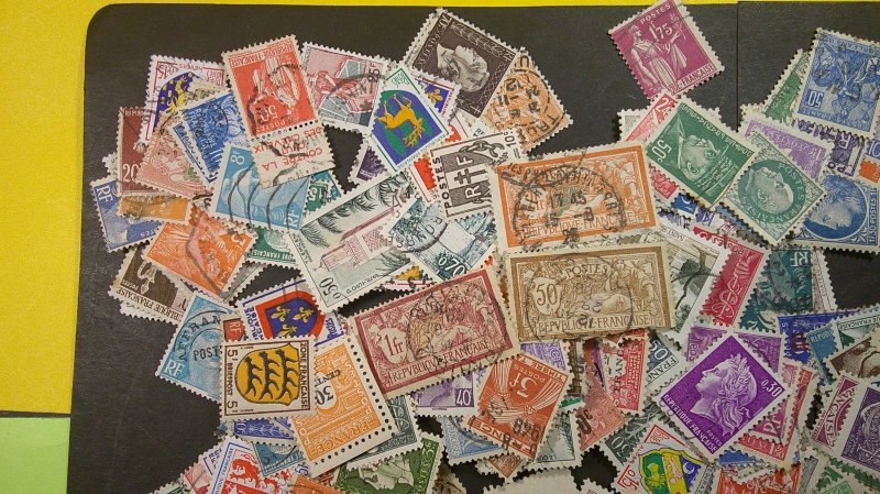 France 1920-1970 Mixed Lot Over 500 USED (some minor duplication) Very CLEAN