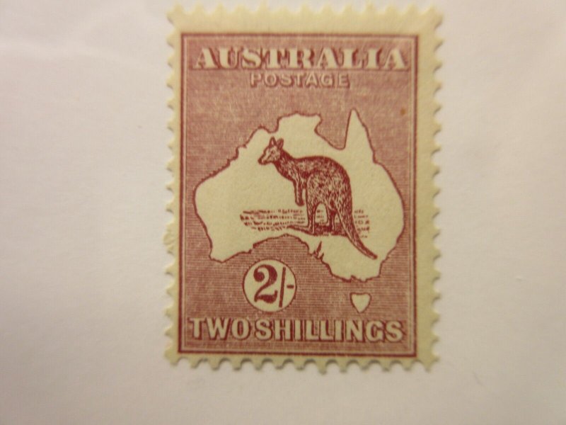 AUSTRALIA, Scott: 125, MINT LIGHTLY HINGED, Lot27, Cat $10