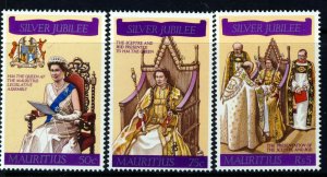 MAURITIUS Queen Elizabeth II 1977 Silver Jubilee Set SG 516 to SG 518 MNH