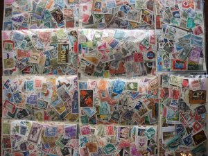 WW searcher mixture (duplicates,mixed cond) about 10,000 35% comems,65% defins