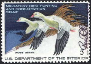RW44 $5.00 Ross' Geese Duck Stamp (1977) Signed