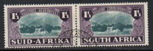 South Africa Sc B11 1939 1 1/2 d Hugenot House bilingual pair used