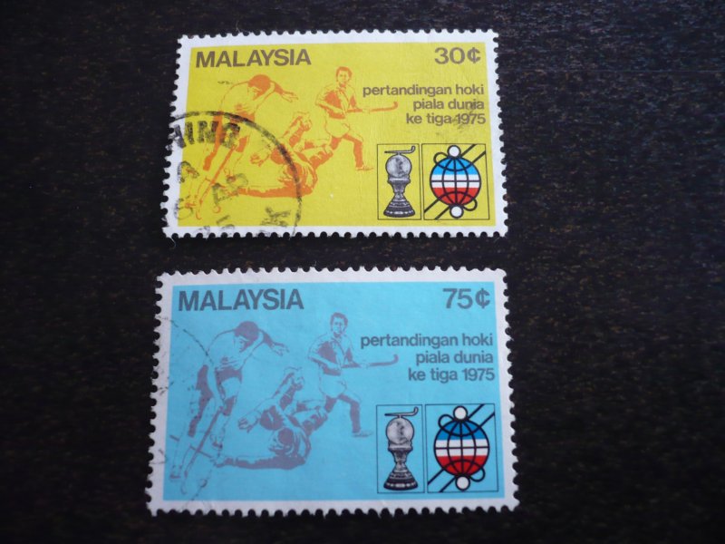 Stamps - Malaysia - Scott# 126-127 - Used Set of 2 Stamps