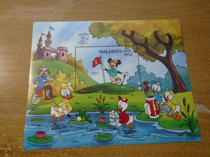 Maldive Islands  #  1407  MNH   Disney /  Golf