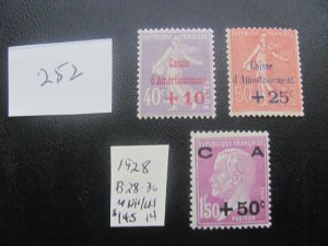 FRANCE 1928 MNH/LH SC B28-30 SET VF  $145 (252)