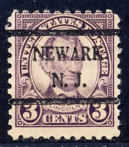 Newark NJ, 584-42 Bureau Precancel, 3¢ Lincoln