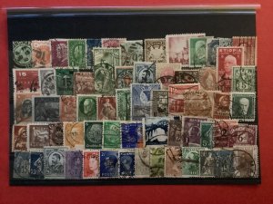 World Mixed Vintage Stamps  R50557