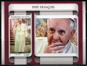 NIGER 2017  POPE FRANCIS SOUVENIR SHEET MINT NH