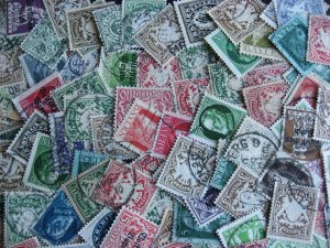 USA global forever stamps 1,050 used on piece heavy duplication, mixed  condition