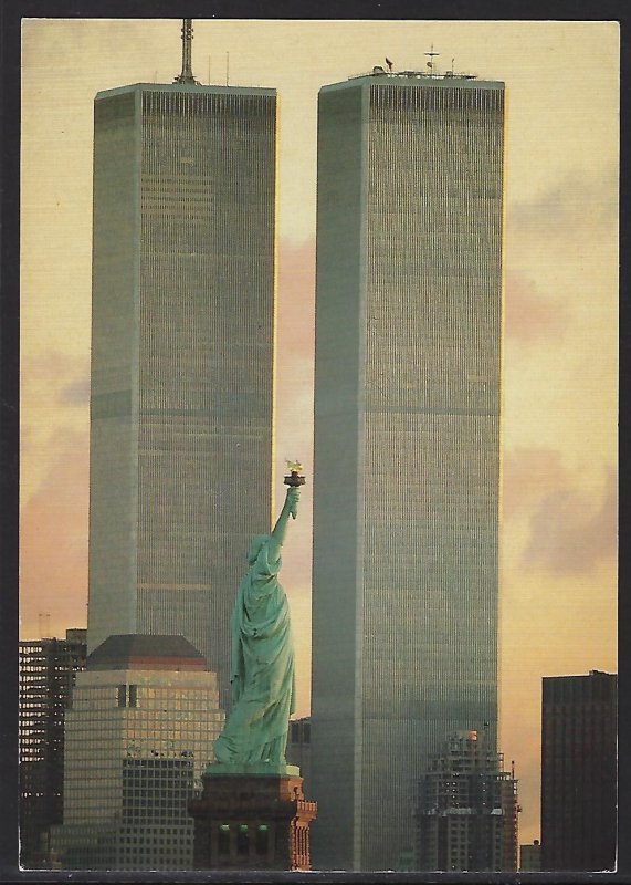 Postcard New York City Close up View of Twin Towers and  Statue of Liberty