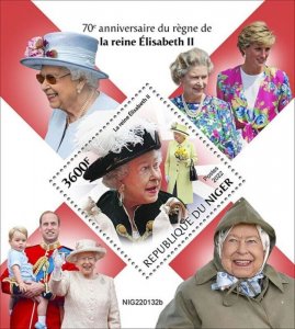 Niger - 2022 Queen Elizabeth II Reign - Stamp Souvenir Sheet - NIG220132b