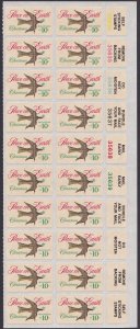 1552 Christmas Plate Strip MNH