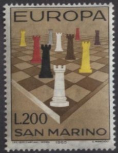 San Marino 621 (mvlh) 200L Europa: chessboard & rooks (1965)