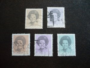 Stamps - Netherlands - Scott# 620-622,624,625 - Used Part Set of 5 Stamps