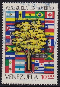 Venezuela - 1972 - Scott #999 - used - Flags