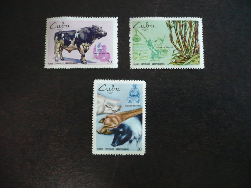 Stamps - Cuba - Scott# 1455-1457 - Mint Hinged Set of 3 Stamps